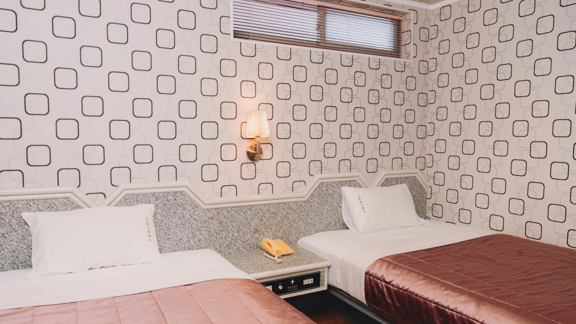 Tong Hsin Hotel Pingtung 외부 사진