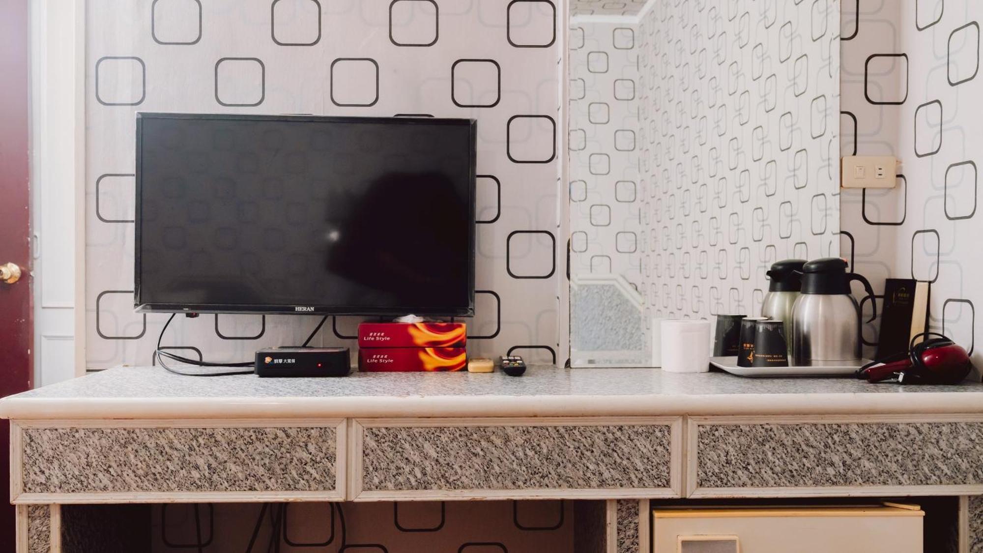 Tong Hsin Hotel Pingtung 외부 사진